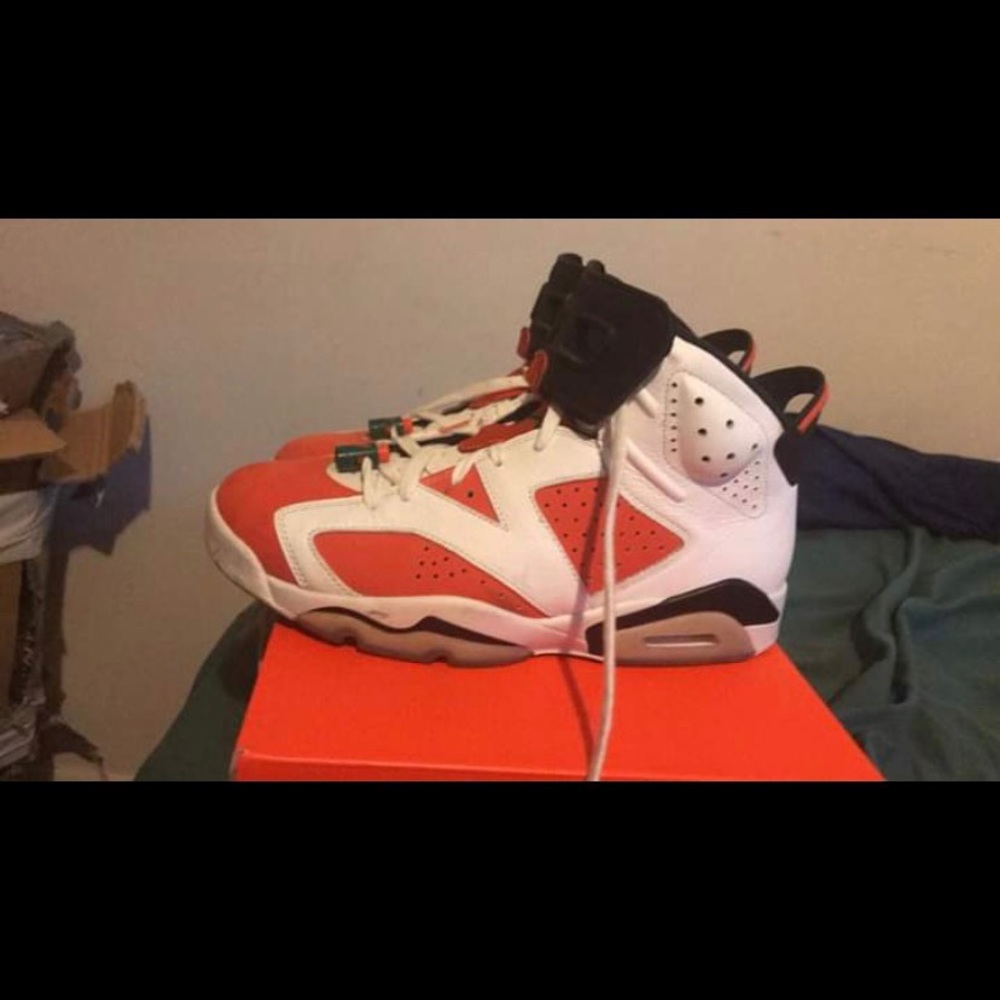 Jordan Gatorade 6s